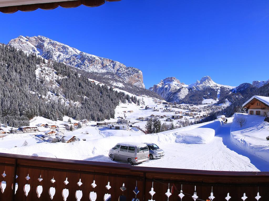 Garni Martlhof Hotel Selva di Val Gardena Bagian luar foto